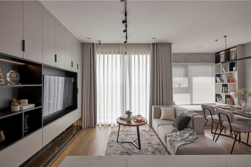 Phòng khách bố trí sofa đơn giản